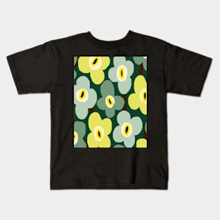 Retro Scandinavian Floral Pattern in Green and yellow Kids T-Shirt